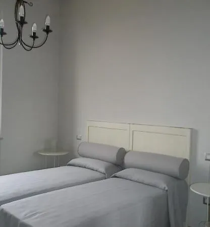 Marietta בית הארחה 3*