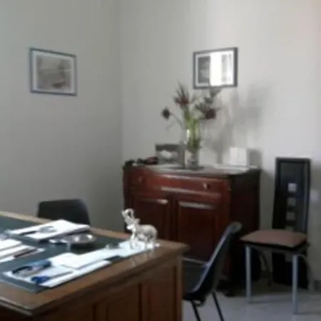 Marietta בית הארחה 3*