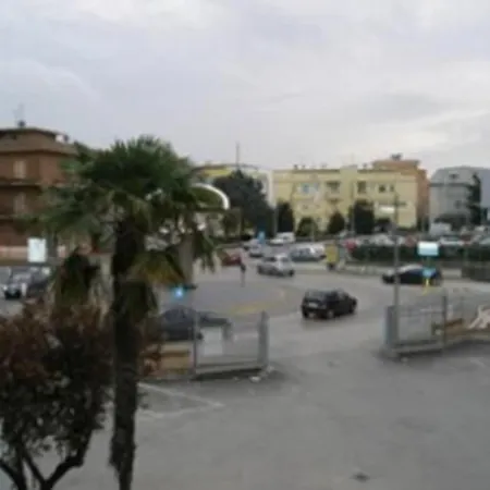 Marietta 3*